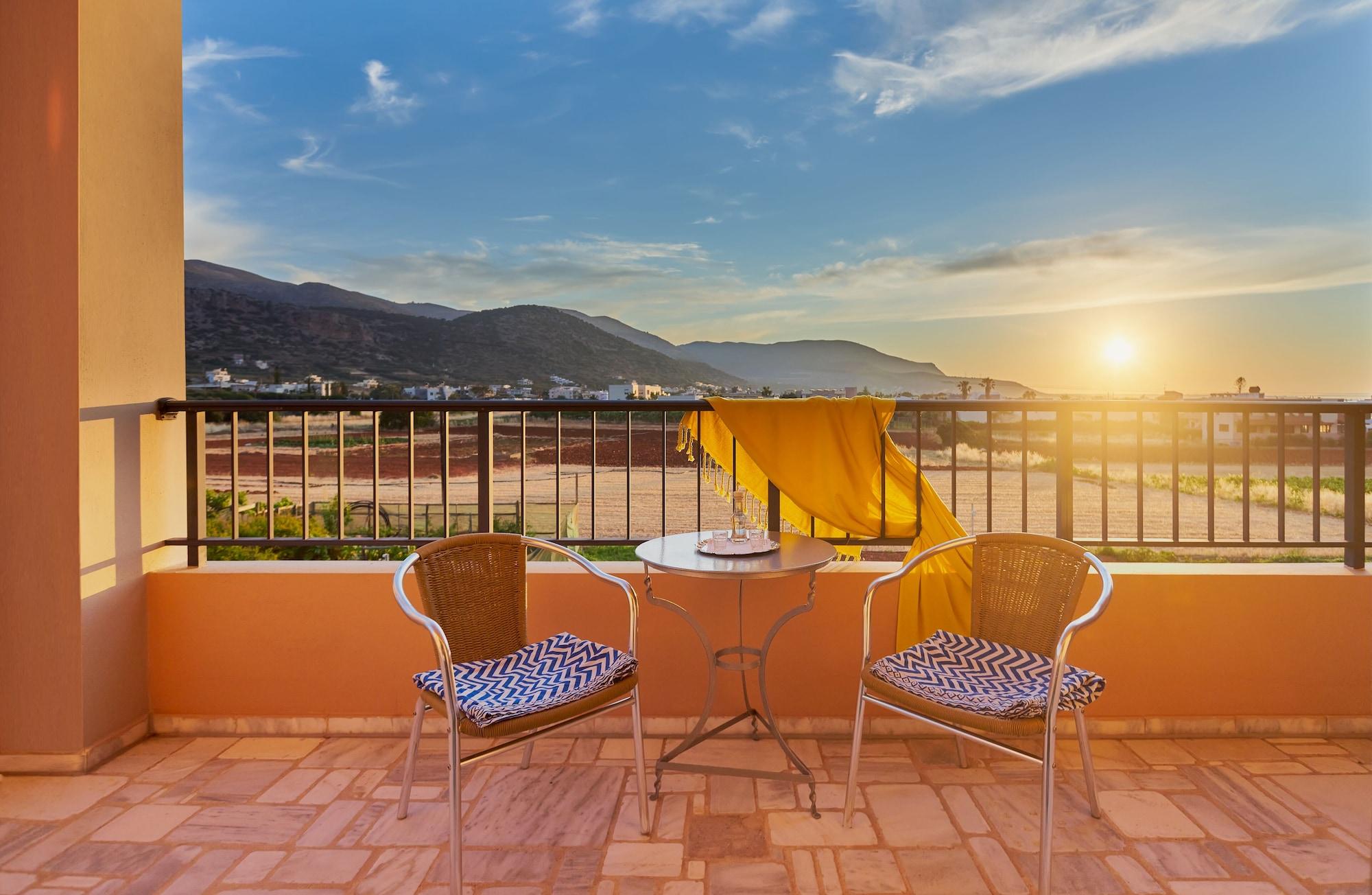 Golden Bay Hotel Apartments Малиа Экстерьер фото
