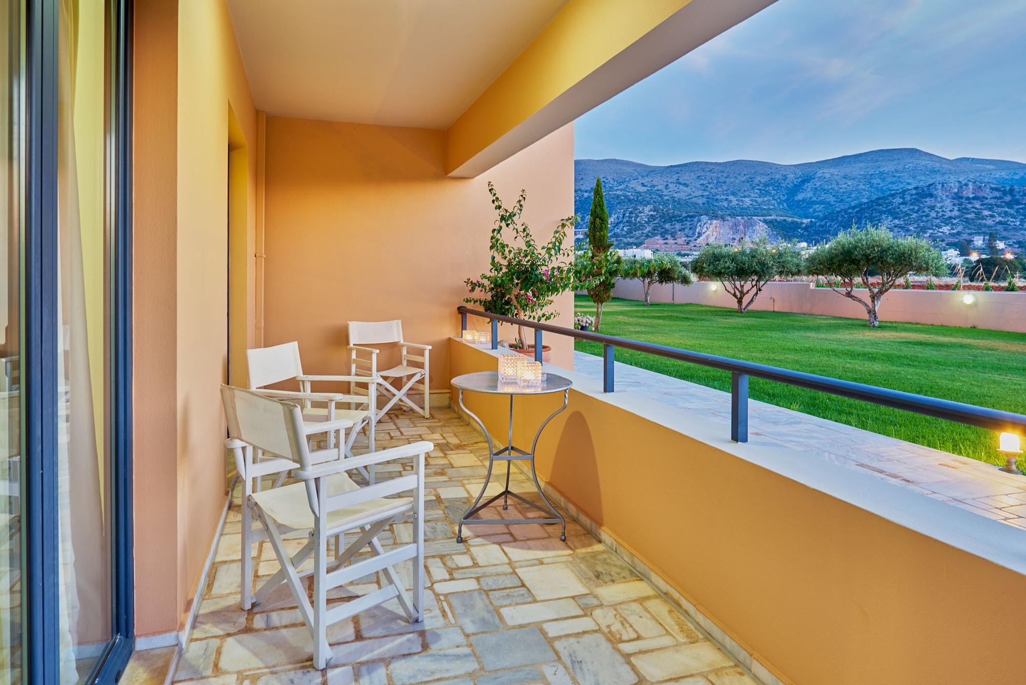 Golden Bay Hotel Apartments Малиа Экстерьер фото