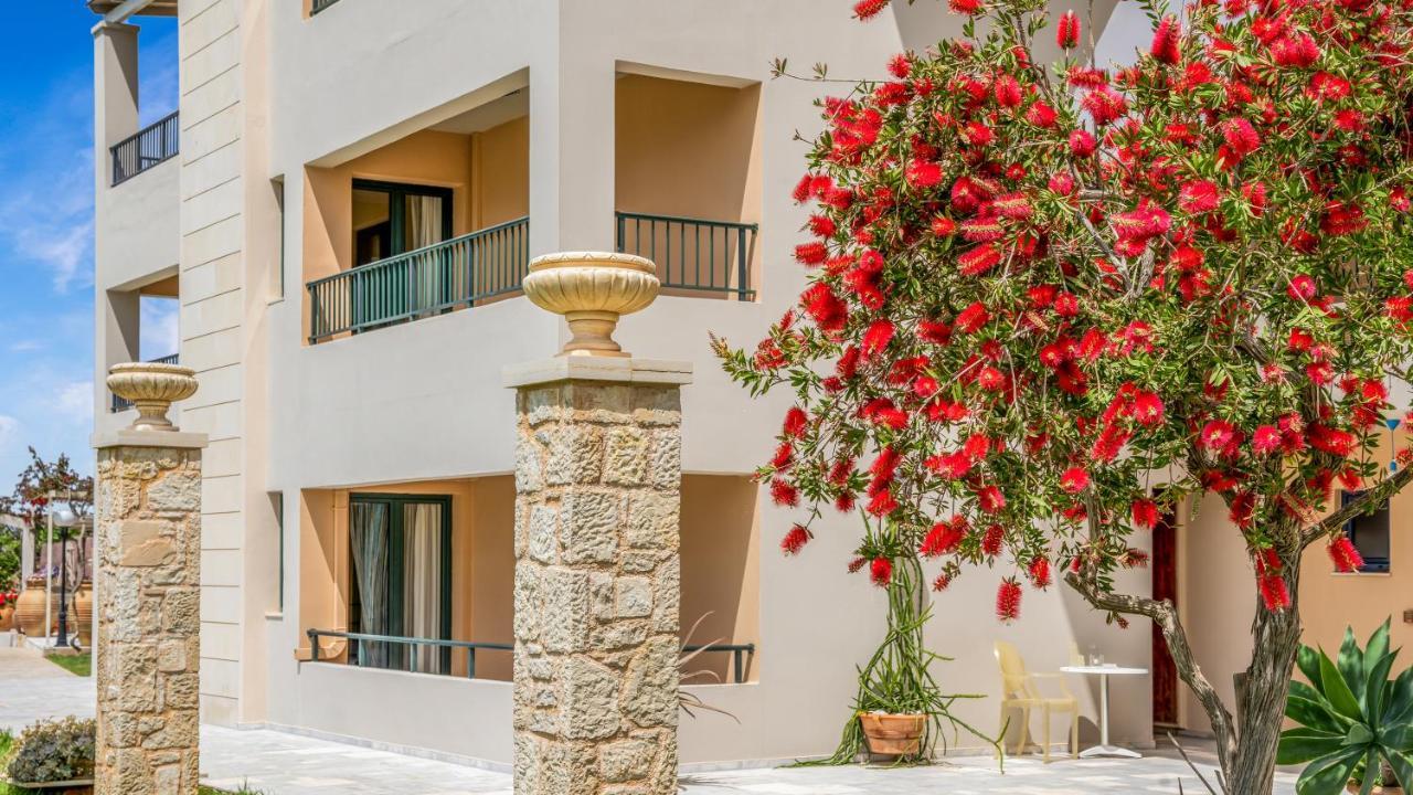 Golden Bay Hotel Apartments Малиа Экстерьер фото